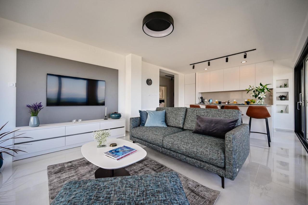 Apartments Sea & Stone Malinska Dış mekan fotoğraf